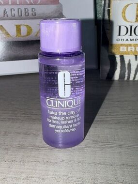 Clinique Lavender Makeup Remover